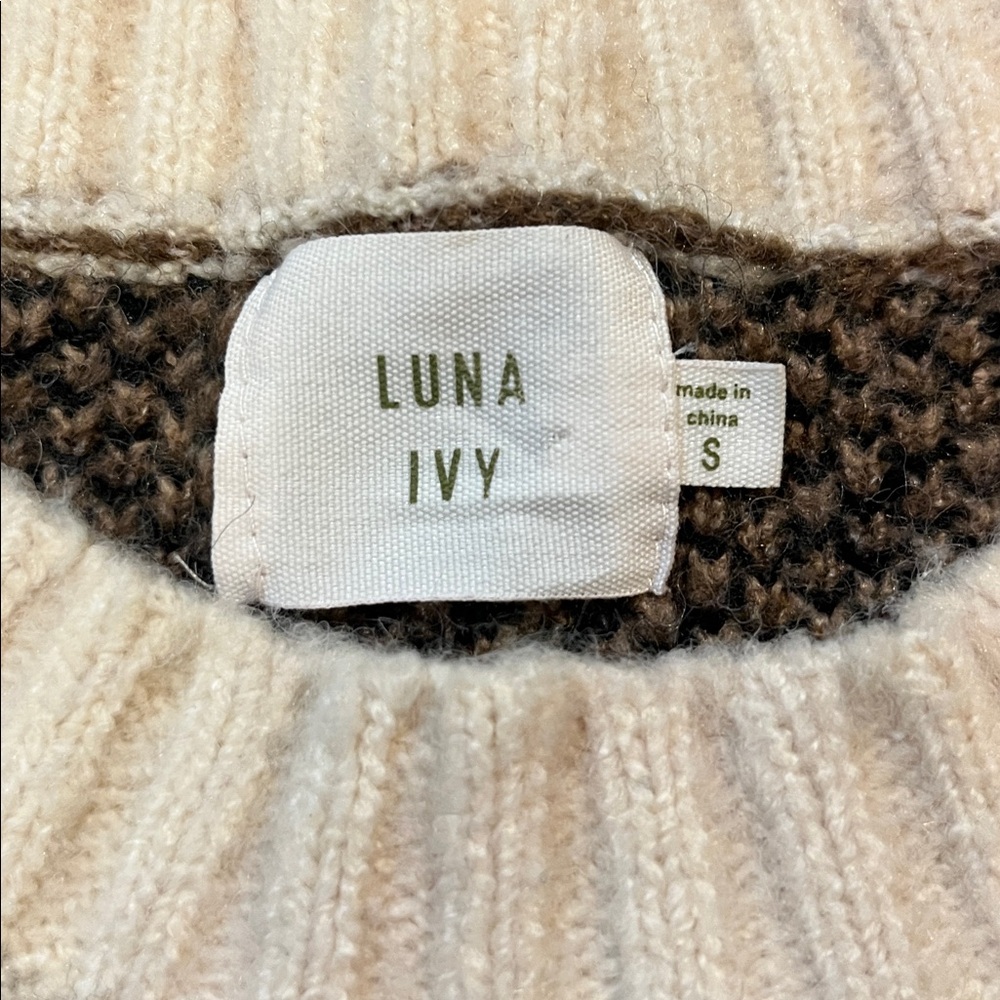 Luna Ivy /Anthropologie Teddy Bear Brown Sweater Size S EUC - Picture 4 of 11